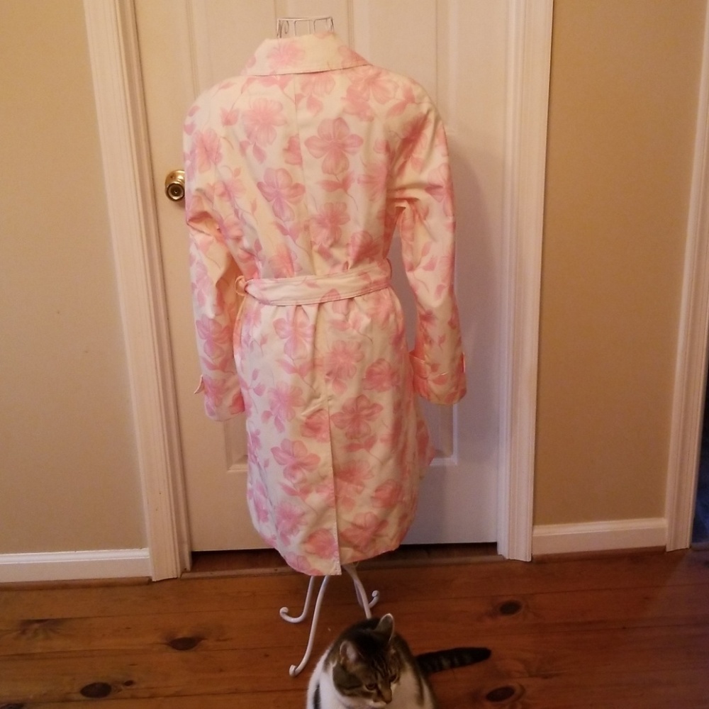 Lovely spring trenchcoat - Picture 6 of 8